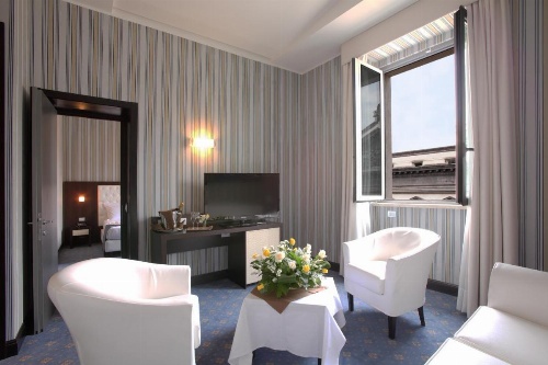 Hotel Naples image 37